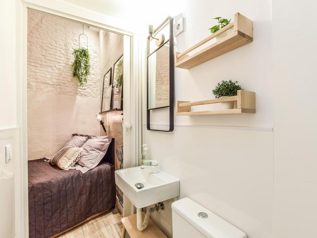 Apartamento Plaza De Lavapies Alquiler Temporal Madrid Exterior foto