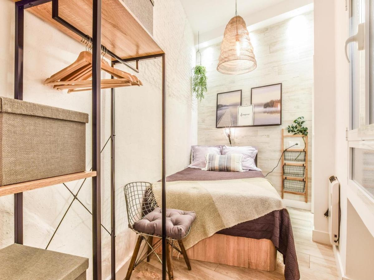 Apartamento Plaza De Lavapies Alquiler Temporal Madrid Exterior foto