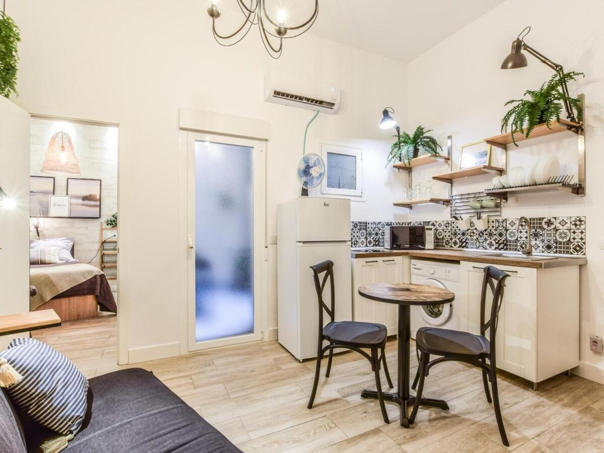 Apartamento Plaza De Lavapies Alquiler Temporal Madrid Exterior foto