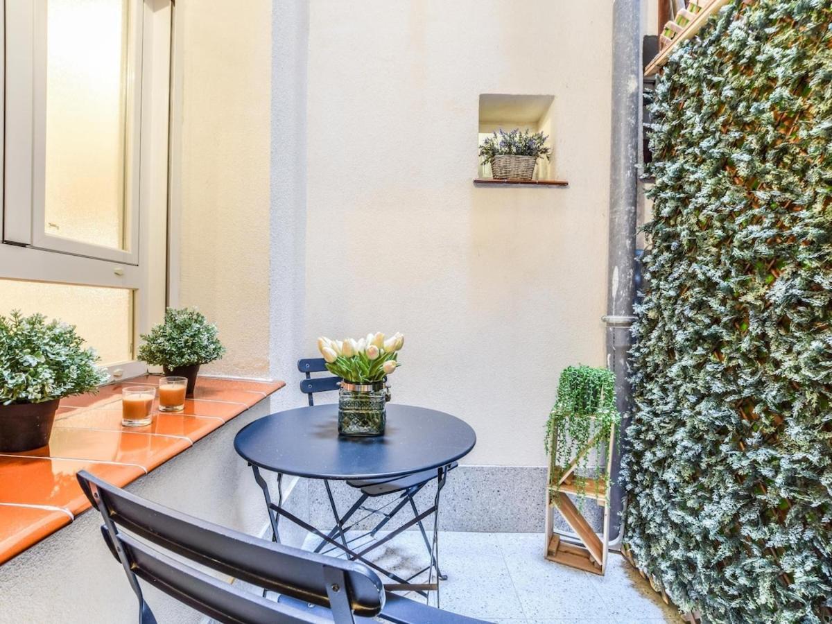 Apartamento Plaza De Lavapies Alquiler Temporal Madrid Exterior foto